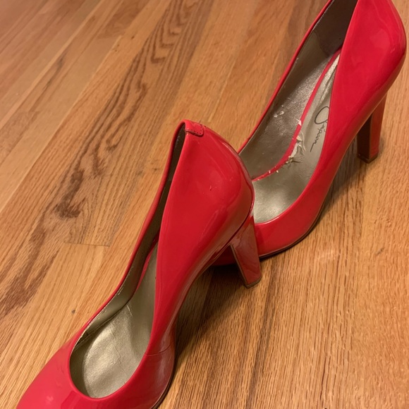 Jessica Simpson pink patent round toe heels - Picture 5 of 5